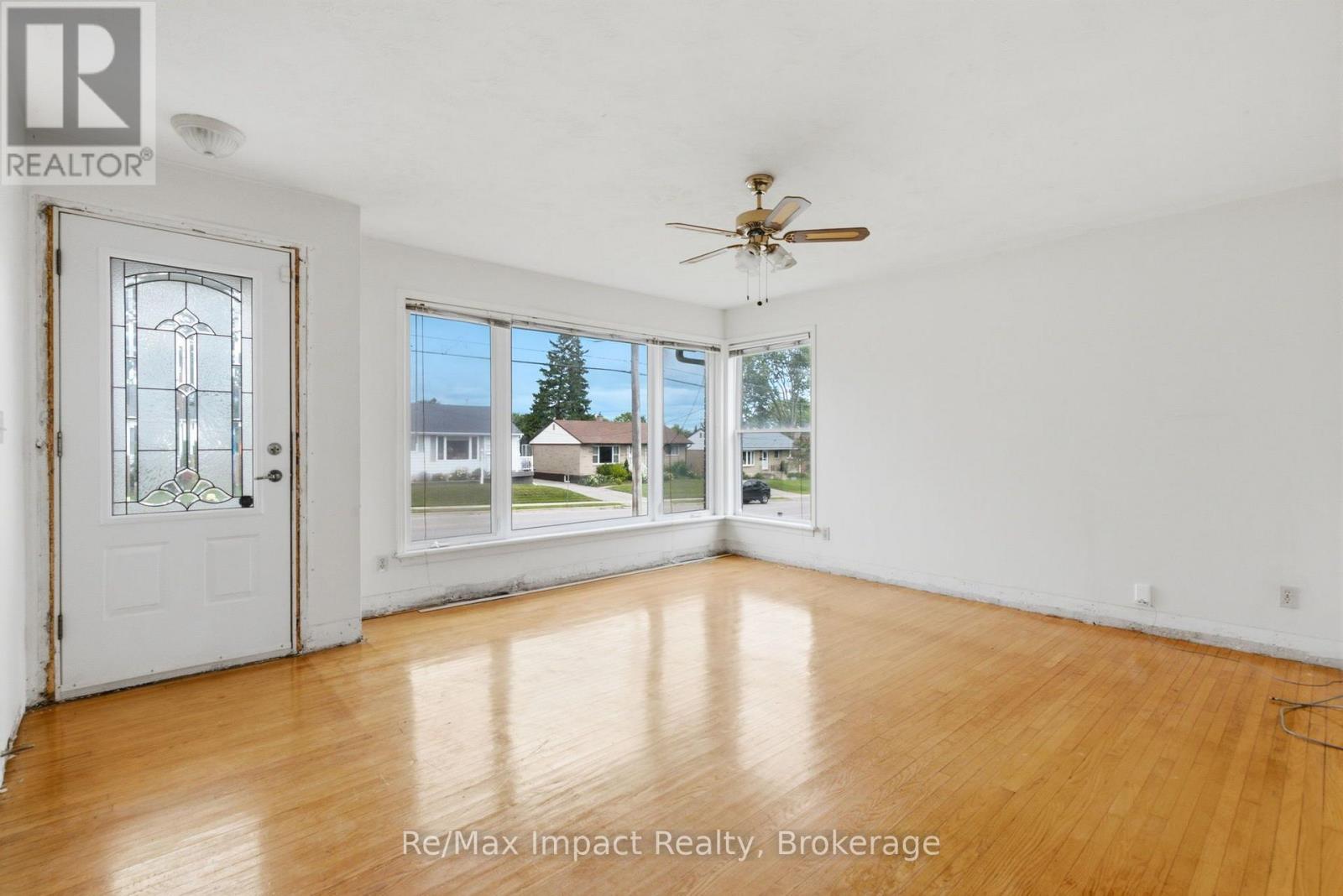505 Annapolis Avenue, Oshawa, Ontario  L1J 2Y8 - Photo 9 - E13599698