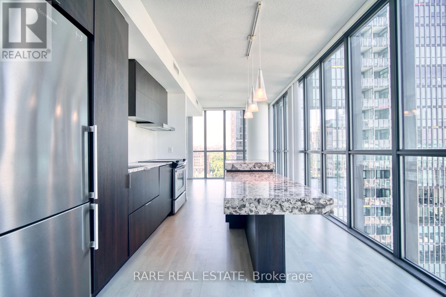 1610 - 101 CHARLES STREET E, Toronto, Ontario