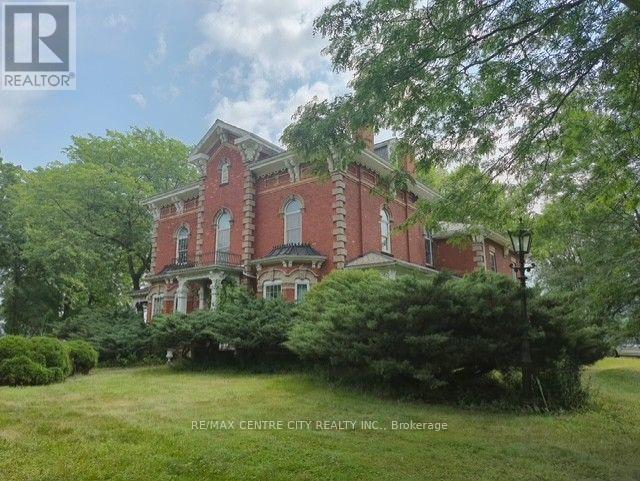 $1,099,00037015 Fingal Line, Southwold, Ontario