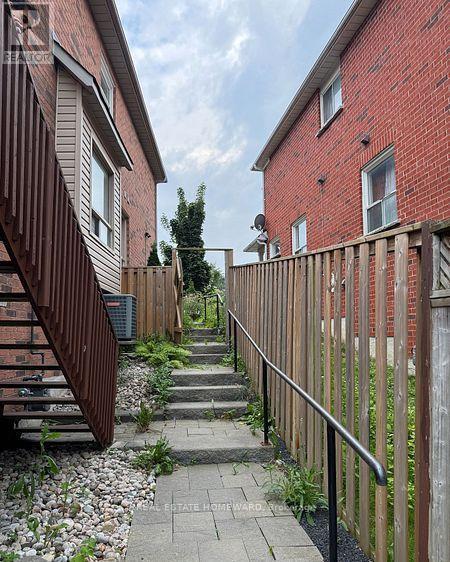 W/o - 121 Primeau Drive, Aurora, Ontario  L4G 6Z6 - Photo 2 - N13599570