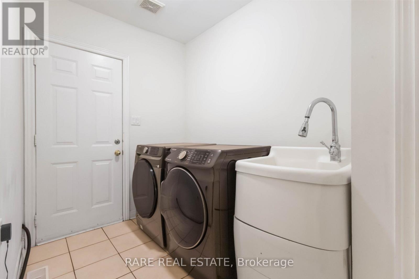 55 Castlemore Avenue, Markham, Ontario  L6C 2N9 - Photo 31 - N13599700
