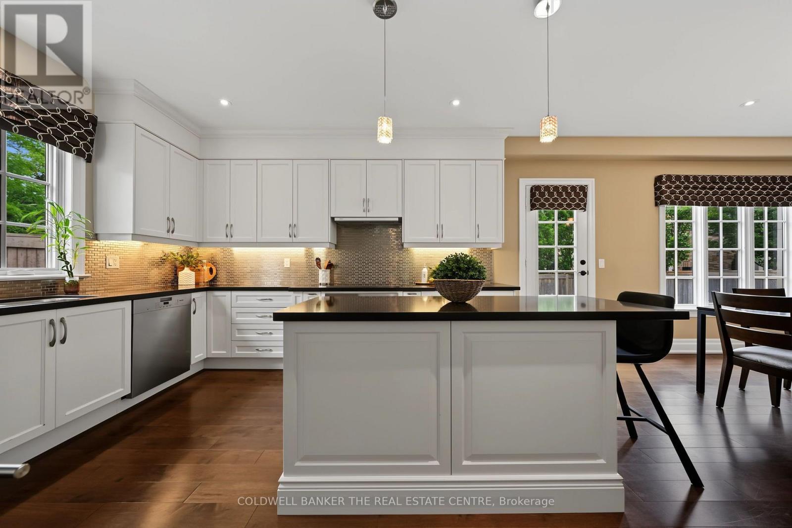 64 Jenny Thompson Court, Richmond Hill, Ontario  L4S 0E7 - Photo 12 - N13599728