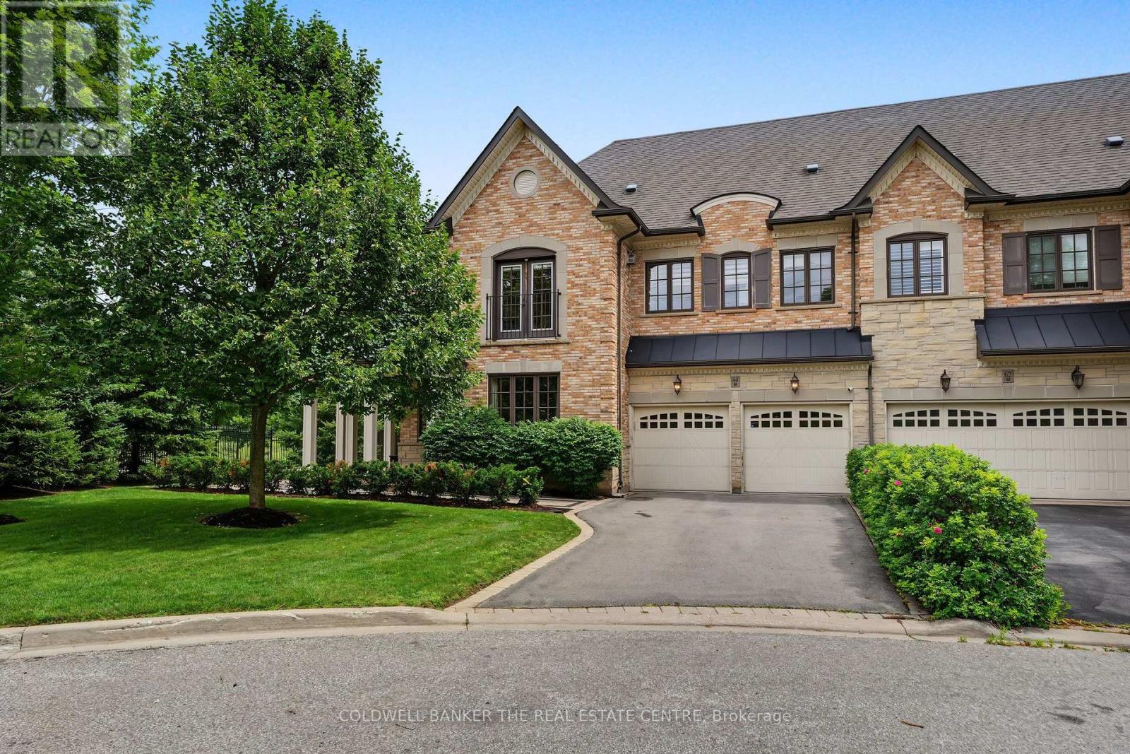 64 Jenny Thompson Court, Richmond Hill, Ontario  L4S 0E7 - Photo 2 - N13599728