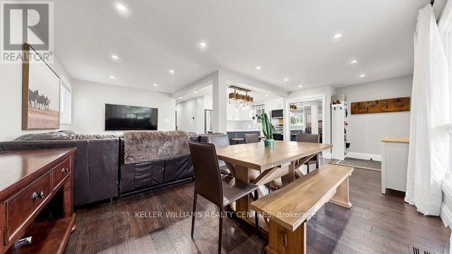 Upper - 29 Bronte Crescent, Barrie (Letitia Heights), Ontario  L4N 5B8 - Photo 10 - S13599498
