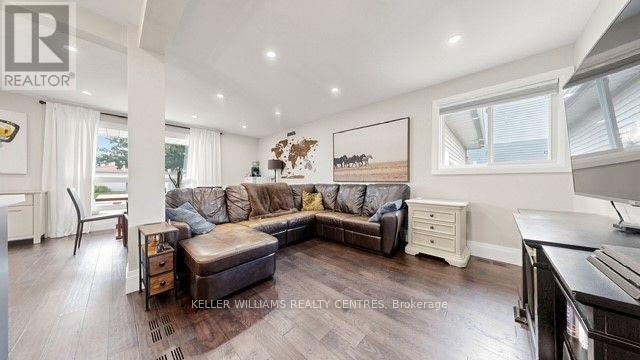 Upper - 29 Bronte Crescent, Barrie (Letitia Heights), Ontario  L4N 5B8 - Photo 15 - S13599498