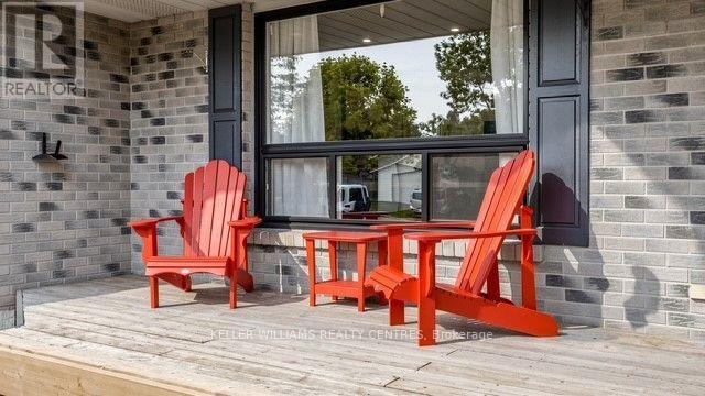 Upper - 29 Bronte Crescent, Barrie (Letitia Heights), Ontario  L4N 5B8 - Photo 2 - S13599498