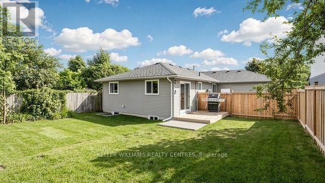 Upper - 29 Bronte Crescent, Barrie (Letitia Heights), Ontario  L4N 5B8 - Photo 30 - S13599498