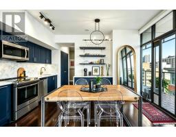 905 - 33 CHARLES STREET E, Toronto, Ontario