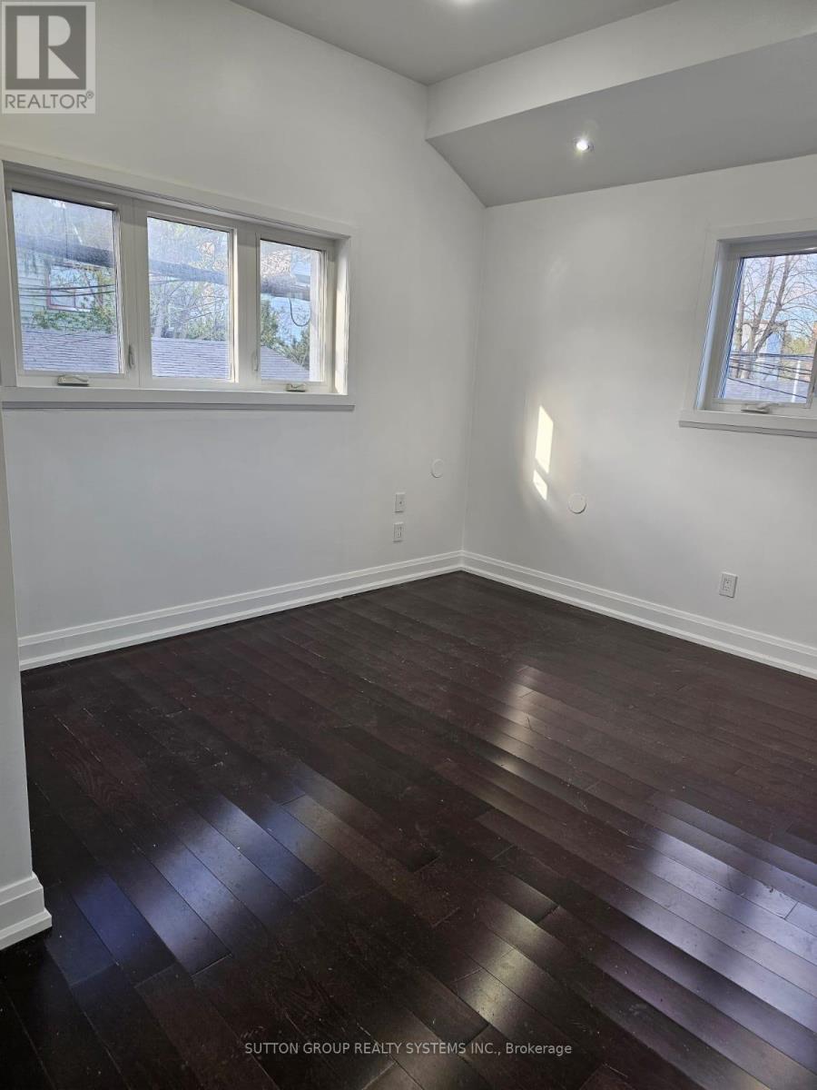 2 - 924 Danforth Avenue, Toronto, Ontario  M4J 1L9 - Photo 9 - E13593492