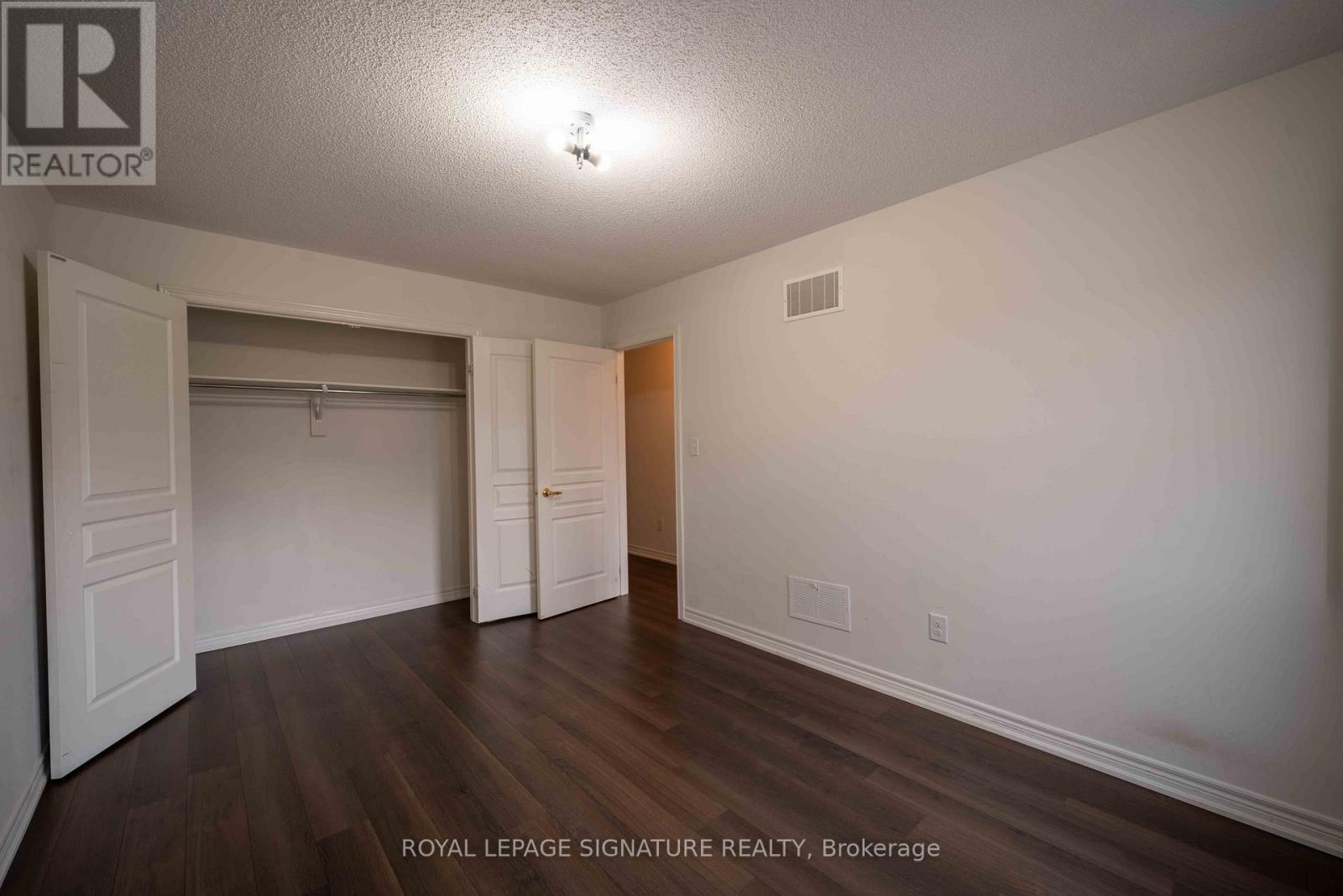 5570 Meadowcrest Avenue, Mississauga, Ontario  L5M 0V1 - Photo 23 - W13599526