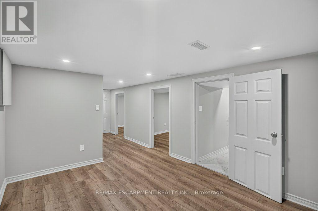 220 East 13th Street, Hamilton, Ontario  L9A 3Z7 - Photo 28 - X13599572