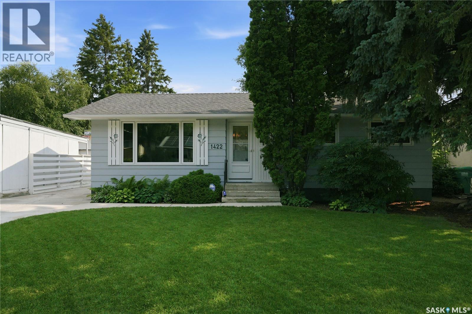 1422 East HEIGHTS, Saskatoon, Saskatchewan