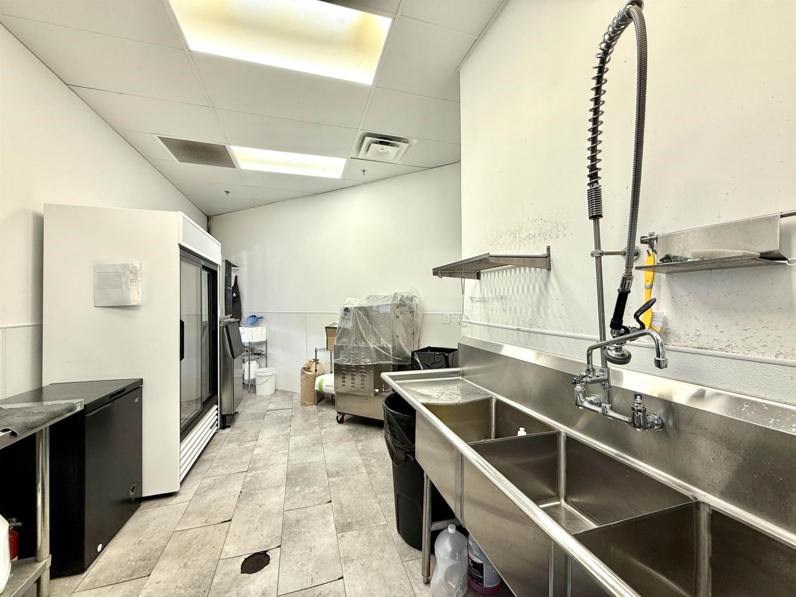104 15127 56 Avenue, Surrey, British Columbia  V3S 9A5 - Photo 7 - C8080612