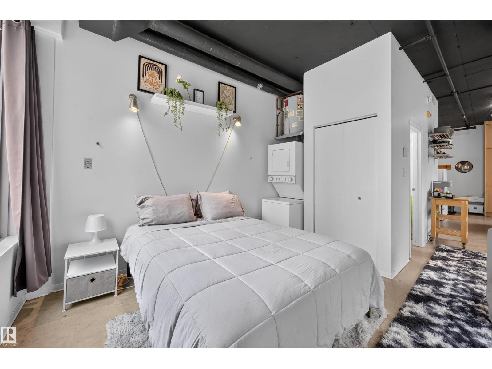 Unknown Address, ,    - Photo 16 - E4500357