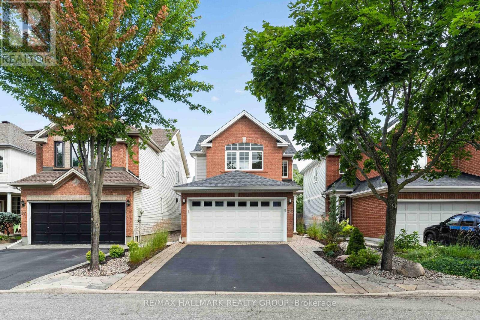 35 COLERIDGE STREET, Ottawa, Ontario