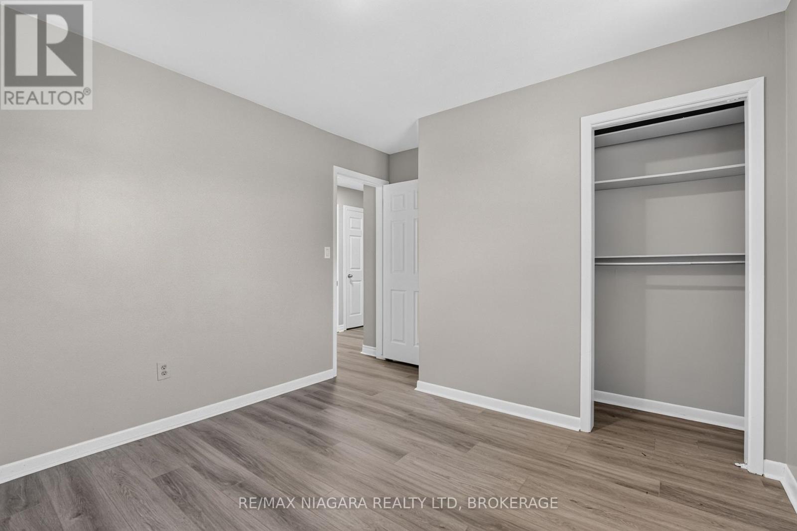 4074 Brookdale Drive, Niagara Falls, Ontario  L2H 2B3 - Photo 18 - X13599748