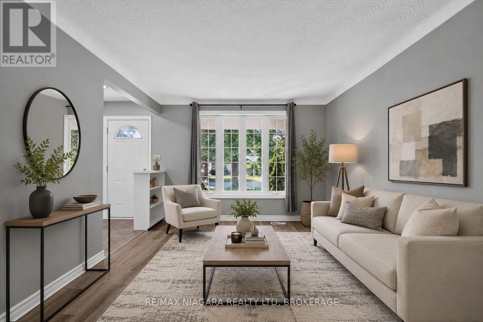 4074 Brookdale Drive, Niagara Falls, Ontario  L2H 2B3 - Photo 5 - X13599748