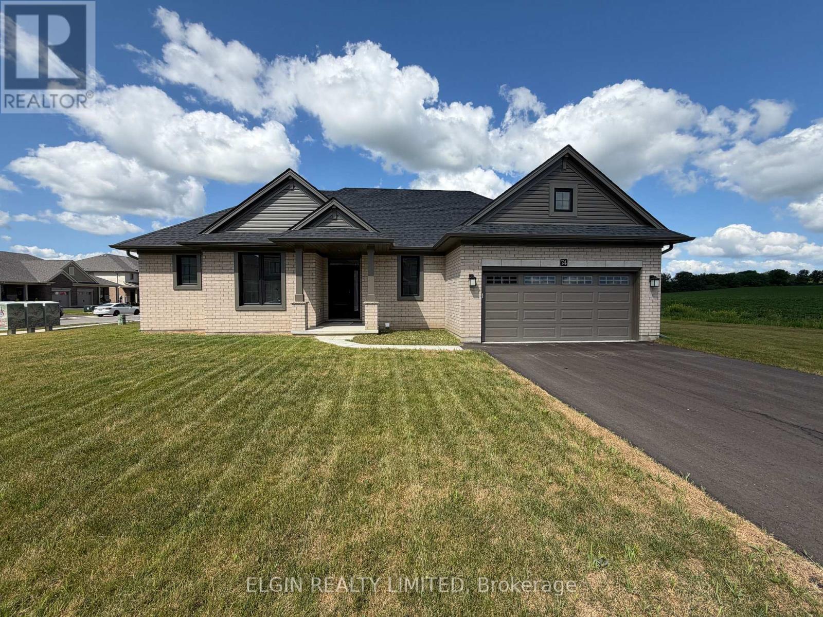 74 BRAUN AVENUE, Tillsonburg, Ontario