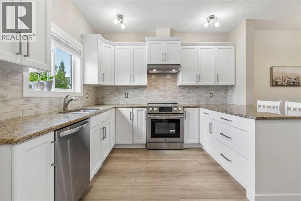 47 Belgian Street, Cochrane, Alberta T4C 0M2 - Photo 8 - A2325286