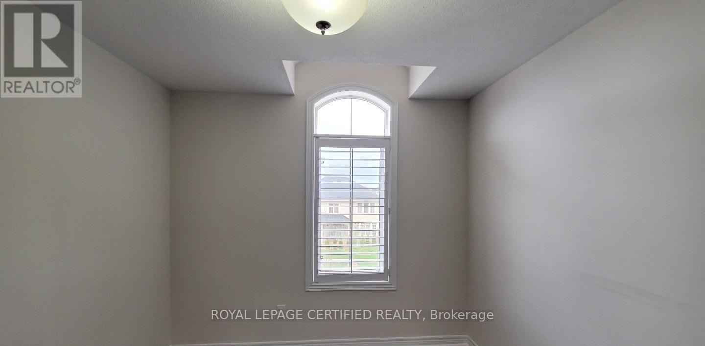 2554 Grand Oak Trail, Oakville, Ontario  L6M 0S4 - Photo 15 - W13591054