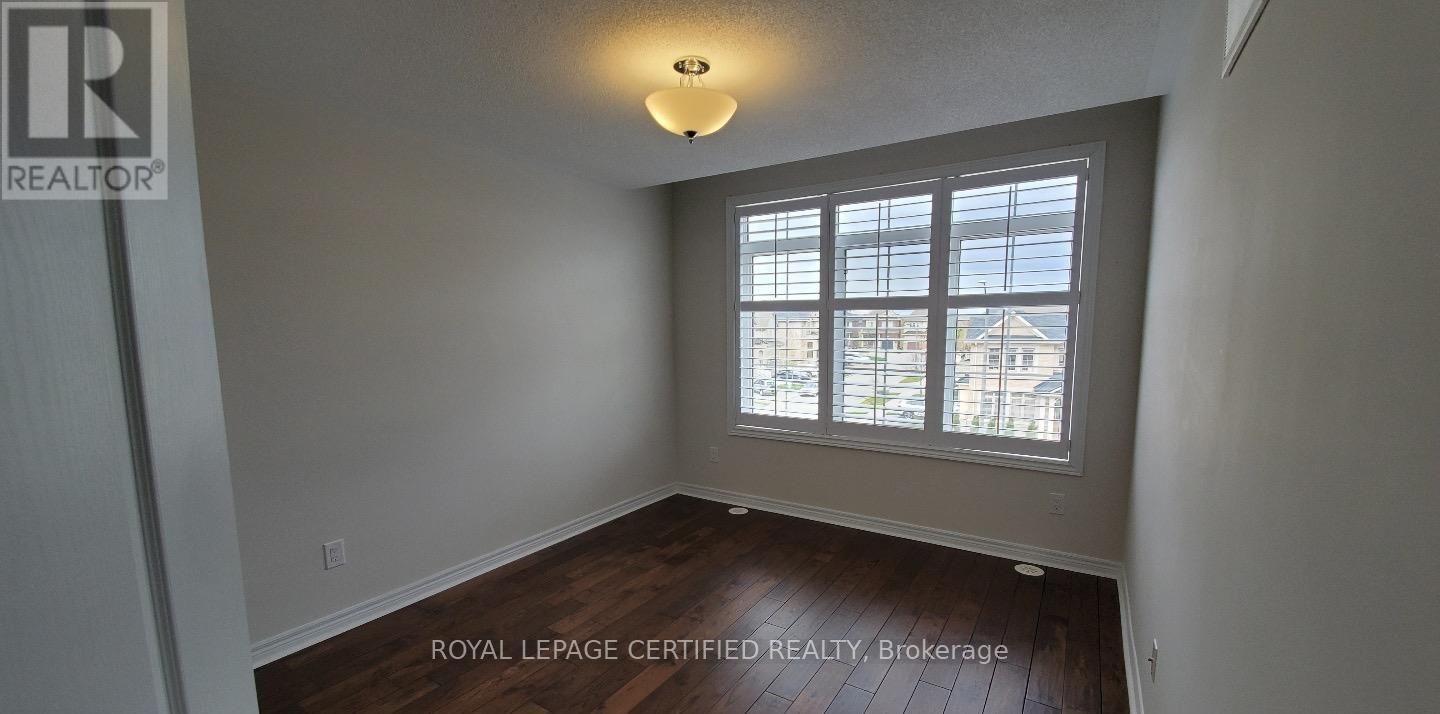 2554 Grand Oak Trail, Oakville, Ontario  L6M 0S4 - Photo 9 - W13591054