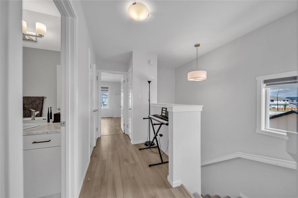 536 North Point Boulevard, Winnipeg, Manitoba  R2V 5H7 - Photo 17 - 202618457