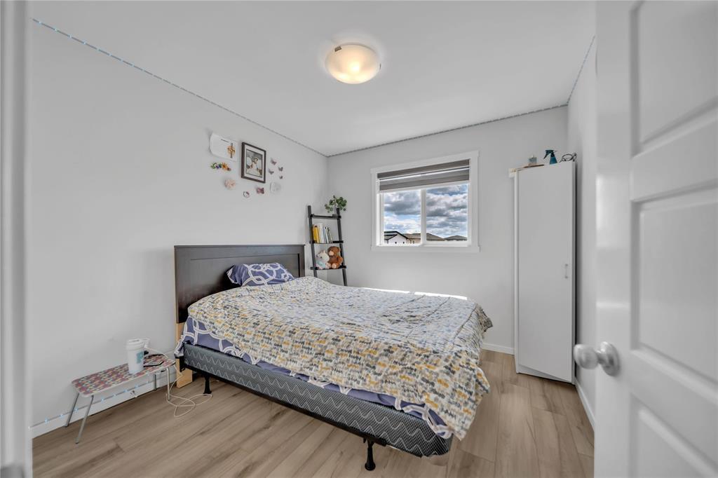 536 North Point Boulevard, Winnipeg, Manitoba  R2V 5H7 - Photo 18 - 202618457