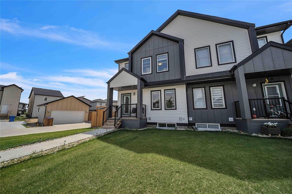 536 North Point Boulevard, Winnipeg, Manitoba  R2V 5H7 - Photo 2 - 202618457
