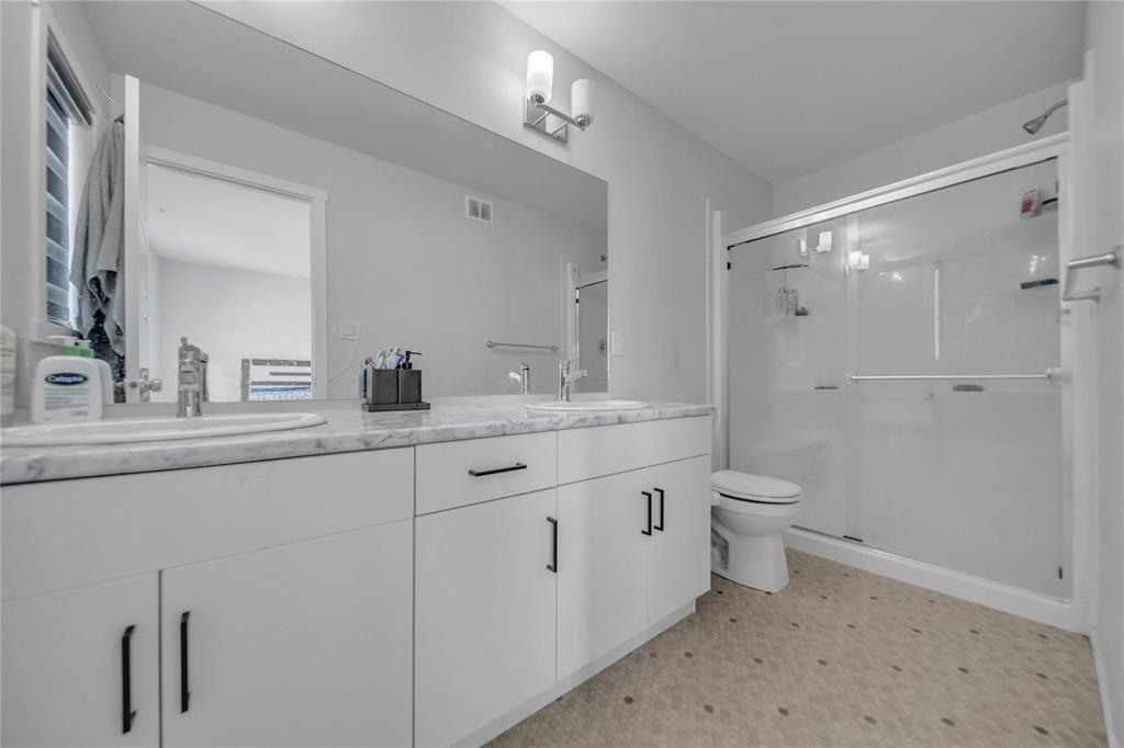 536 North Point Boulevard, Winnipeg, Manitoba  R2V 5H7 - Photo 24 - 202618457
