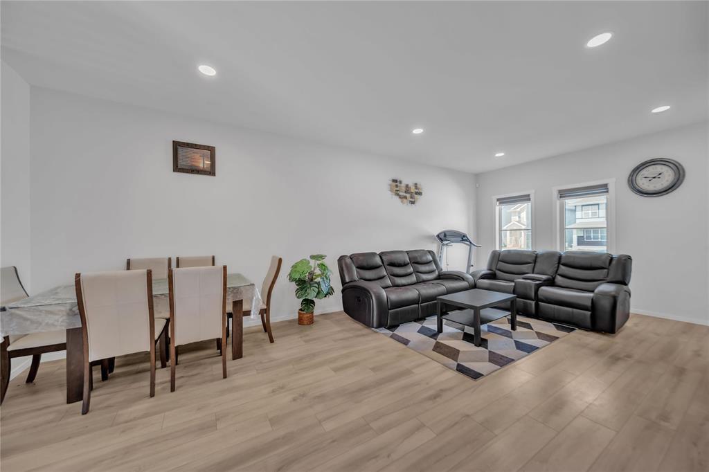 536 North Point Boulevard, Winnipeg, Manitoba  R2V 5H7 - Photo 7 - 202618457