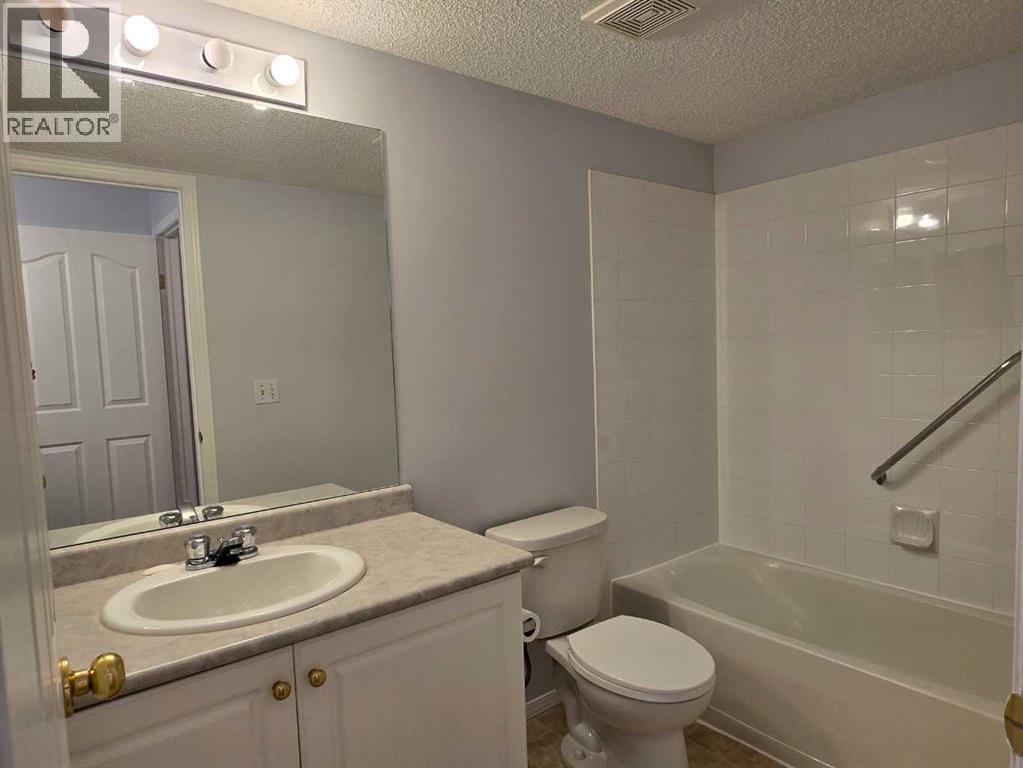 1206, 604 8 Street SW, Airdrie, Alberta T4B 2W4 - Photo 8 - A2320955
