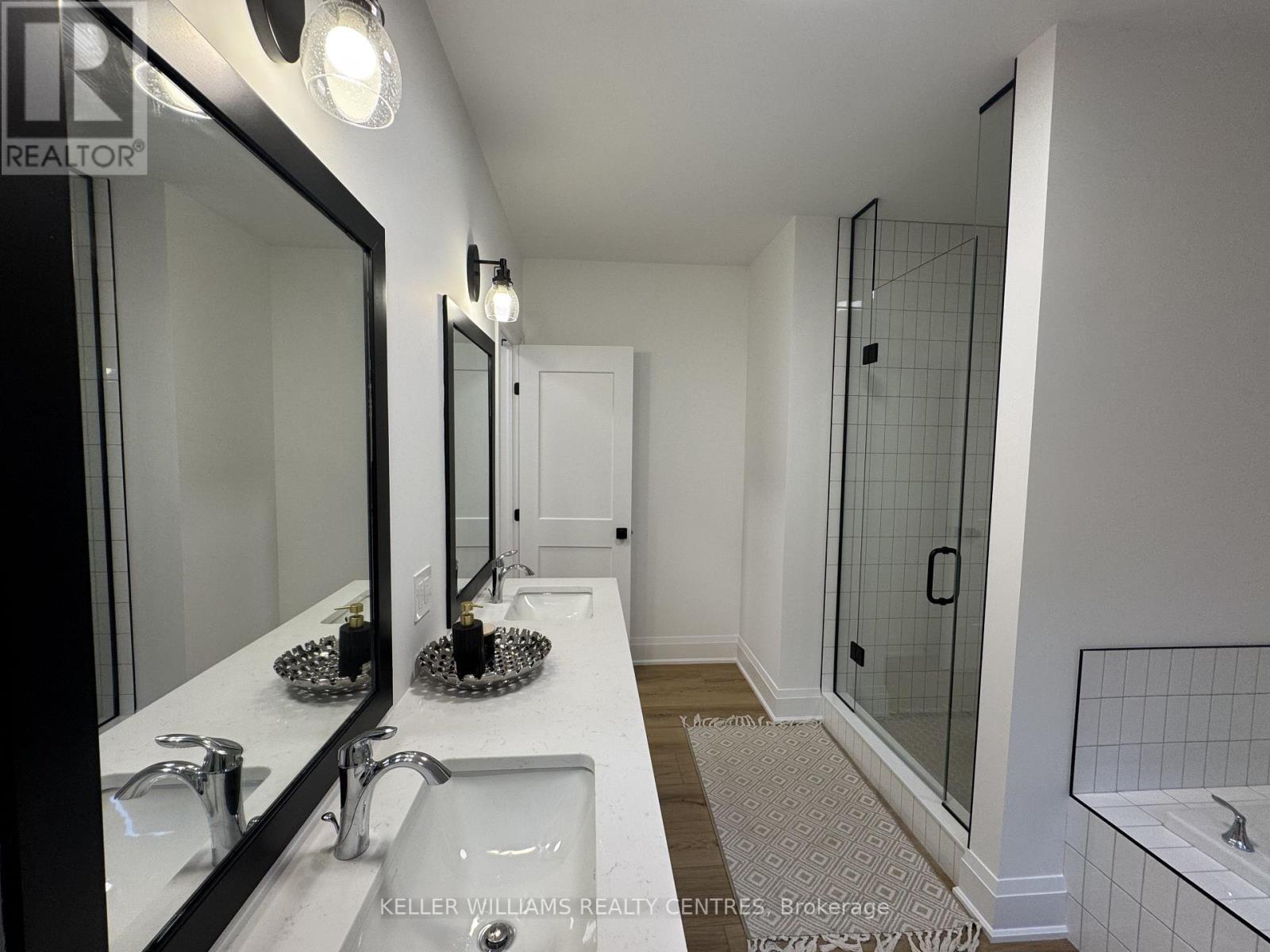 31 Private Mckay Drive, Oro-Medonte, Ontario  L9J 1C4 - Photo 11 - S13599460
