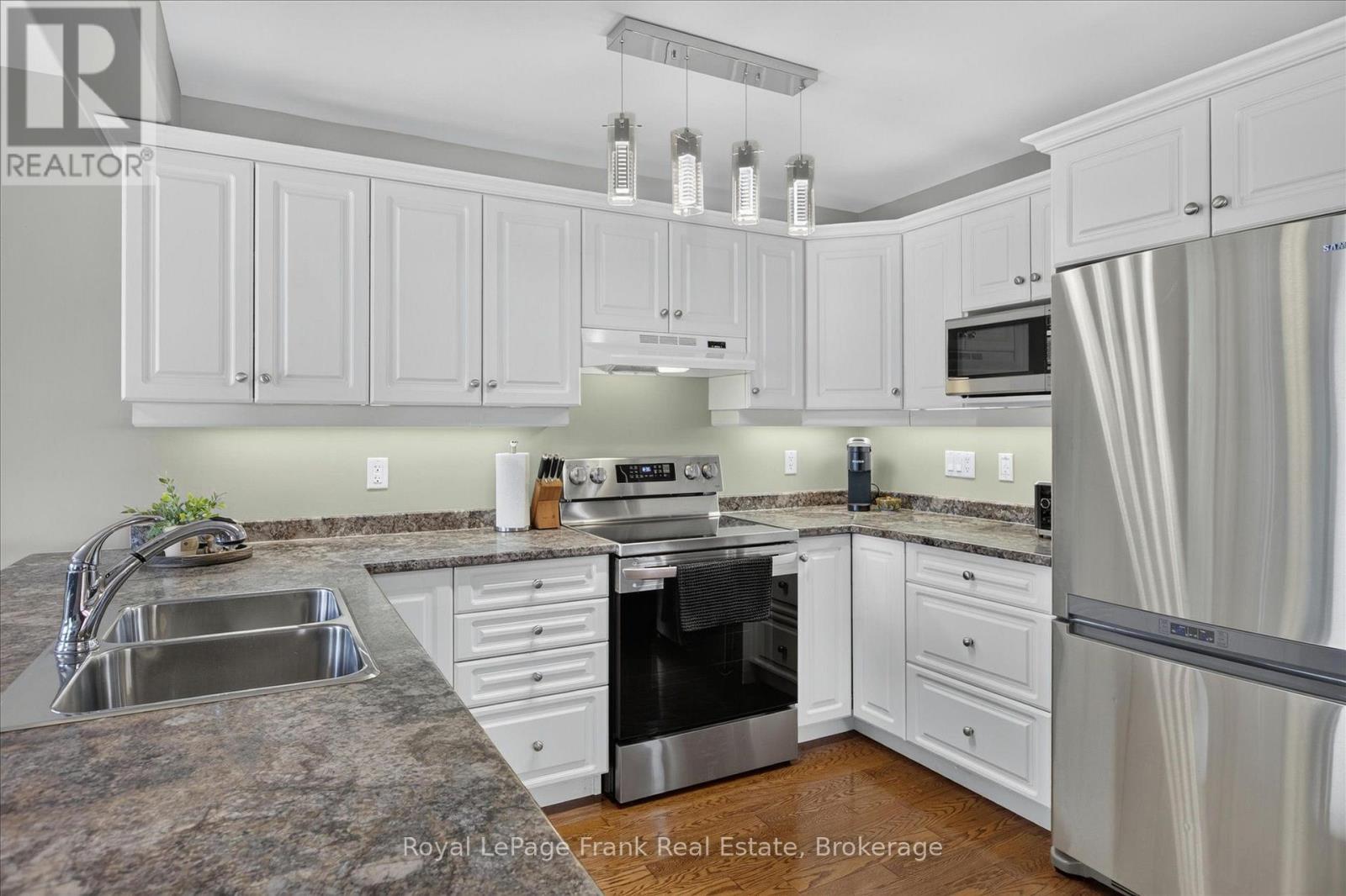 2305 Marsdale Drive, Peterborough, Ontario  K9L 0B6 - Photo 11 - X13599958