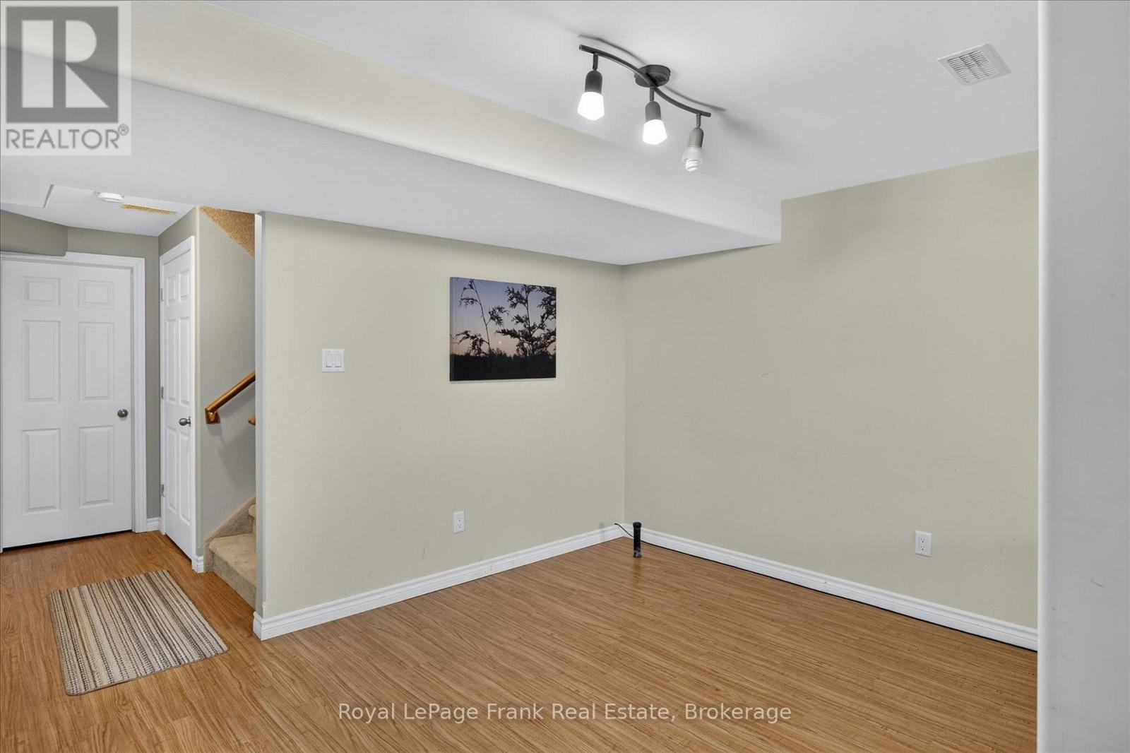 2305 Marsdale Drive, Peterborough, Ontario  K9L 0B6 - Photo 36 - X13599958
