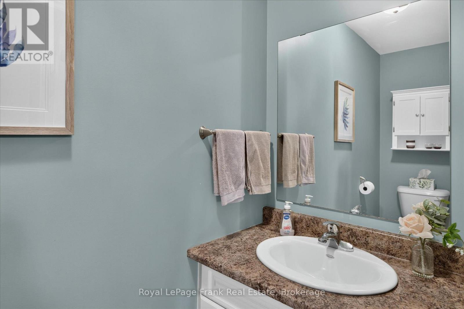 2305 Marsdale Drive, Peterborough, Ontario  K9L 0B6 - Photo 8 - X13599958