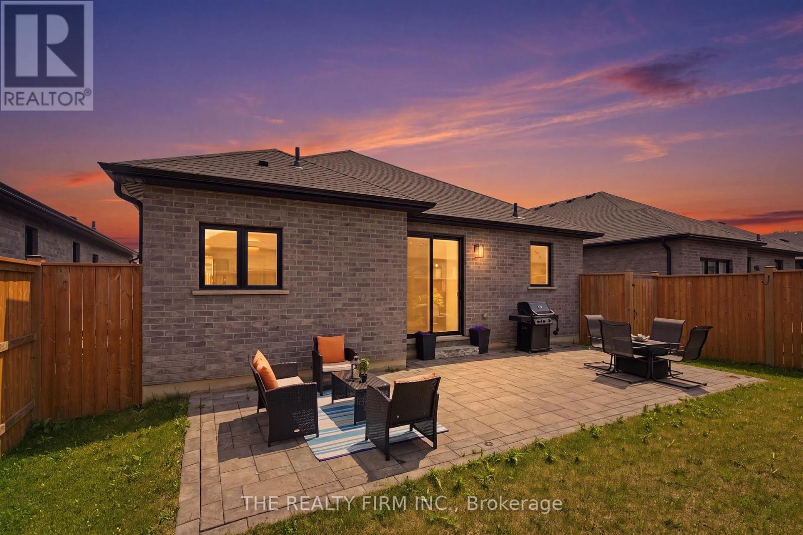 8 - 383 Daventry Way, Middlesex Centre, Ontario  N0L 1R0 - Photo 42 - X13599874