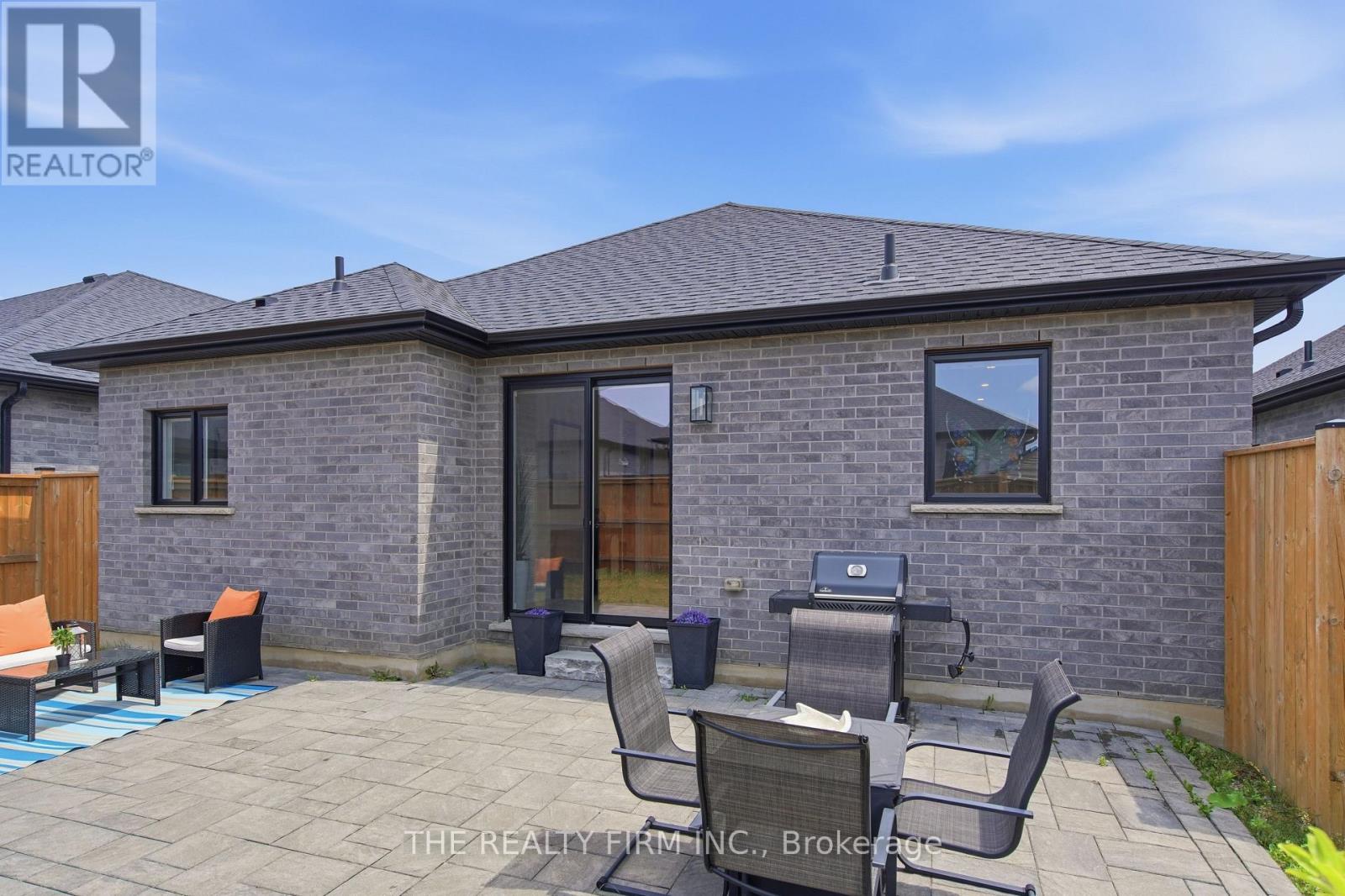 8 - 383 Daventry Way, Middlesex Centre, Ontario  N0L 1R0 - Photo 45 - X13599874