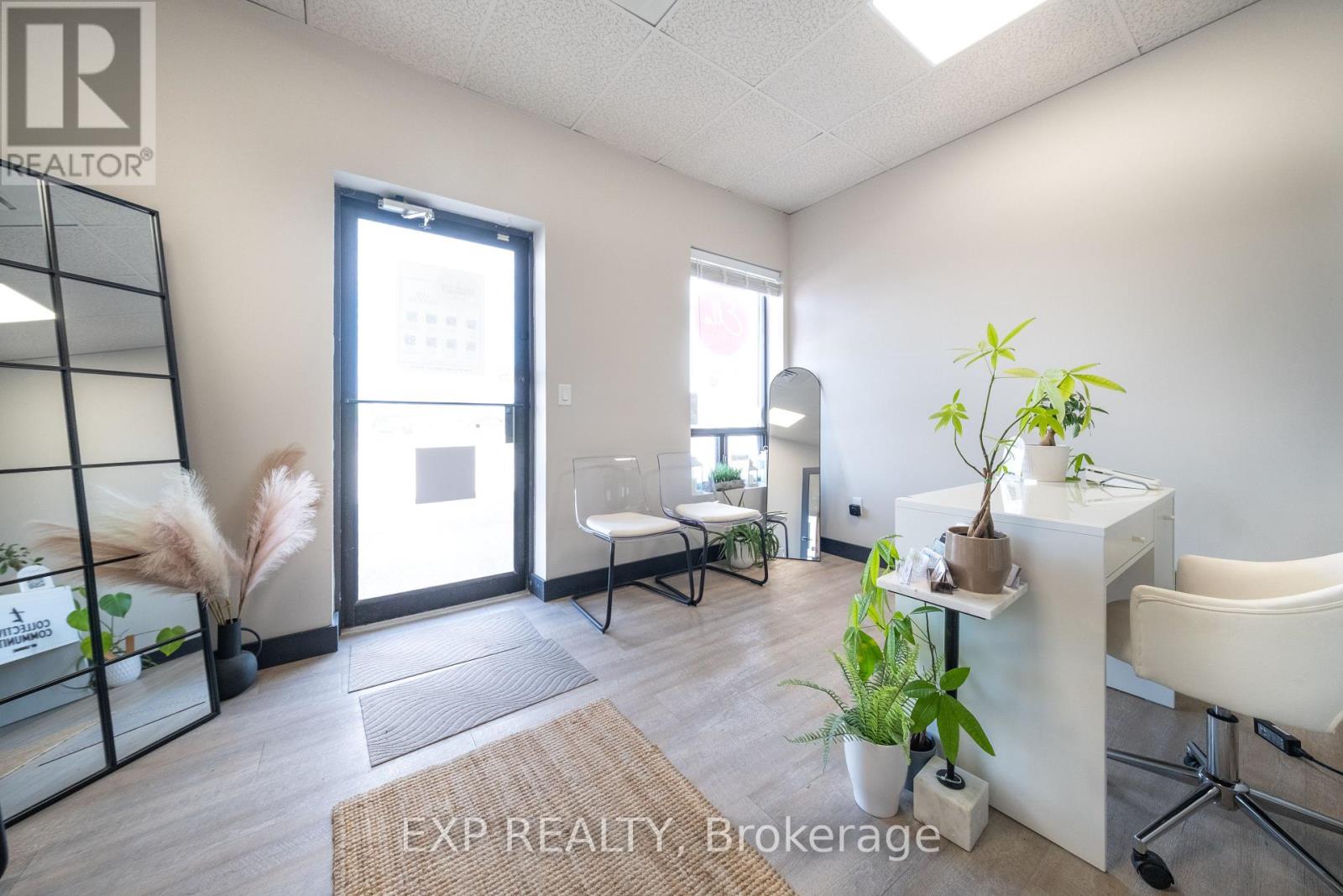 7 - 2601 Hwy 20 Highway E, Thorold, Ontario  L0S 1E6 - Photo 6 - X13599960