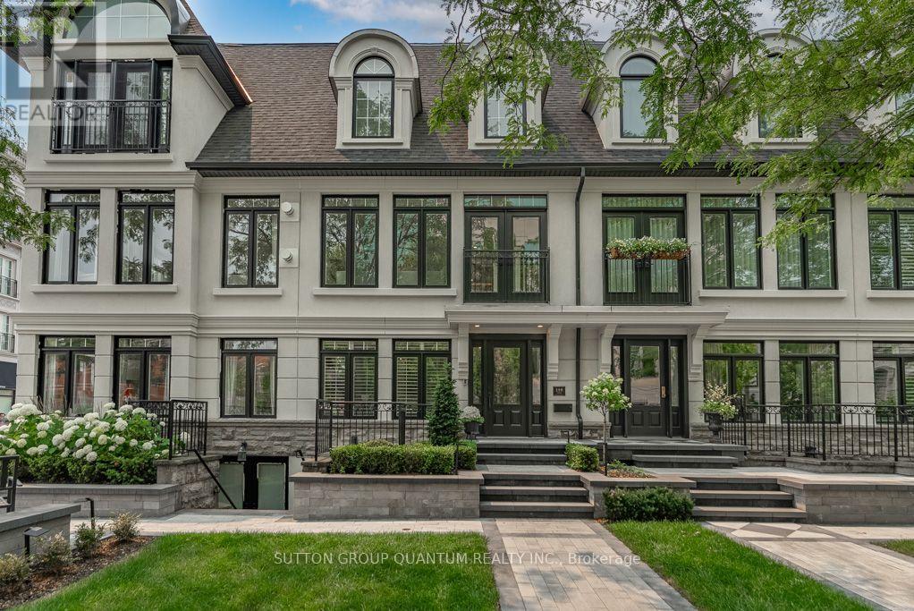 146 REYNOLDS STREET, Oakville, Ontario