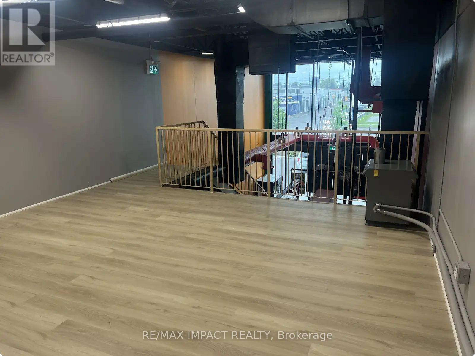 2-MEZ - 530 SPEERS ROAD, Oakville, Ontario