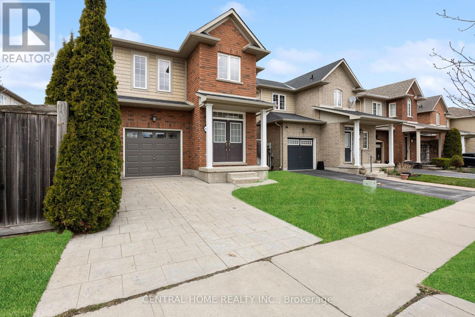 165 Palacebeach Trail, Hamilton, Ontario  L8E 0C3 - Photo 2 - X13600044