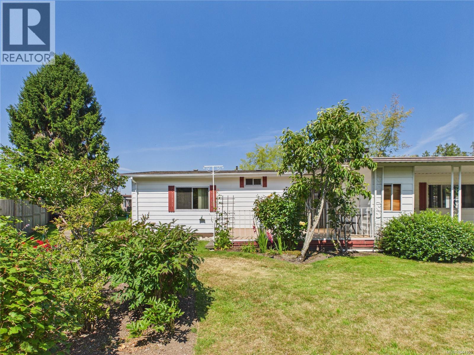 9320 Trailcreek Dr, Sidney, British Columbia V8L 4M6 - Photo 5 - 1044106