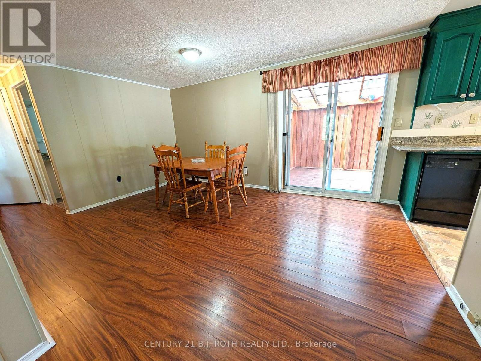 66 Linden Lane, Innisfil, Ontario  L9S 1P2 - Photo 12 - N13593718