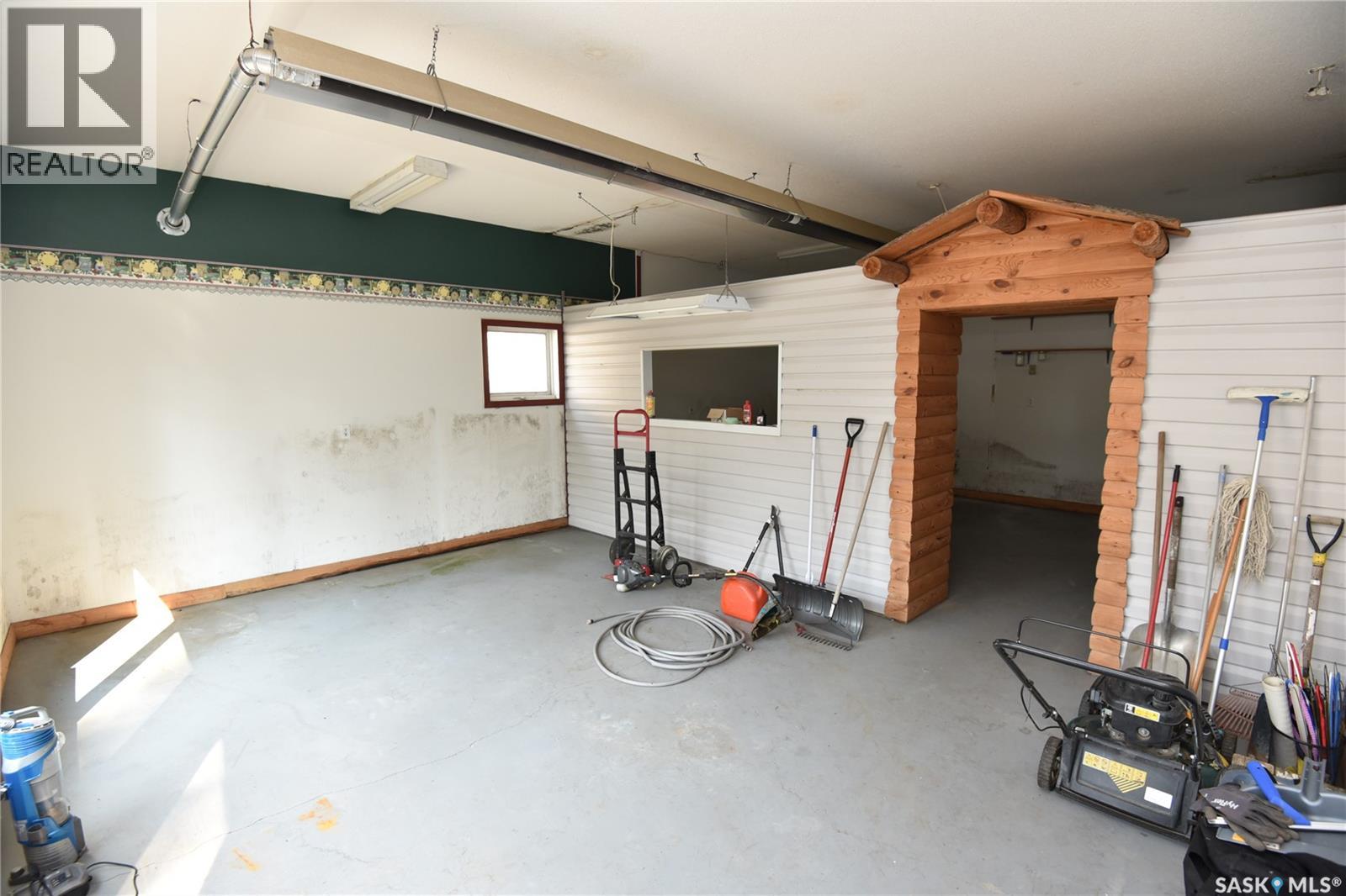 413 Maple Road E, Nipawin, Saskatchewan  S0E 1E0 - Photo 38 - SK043501