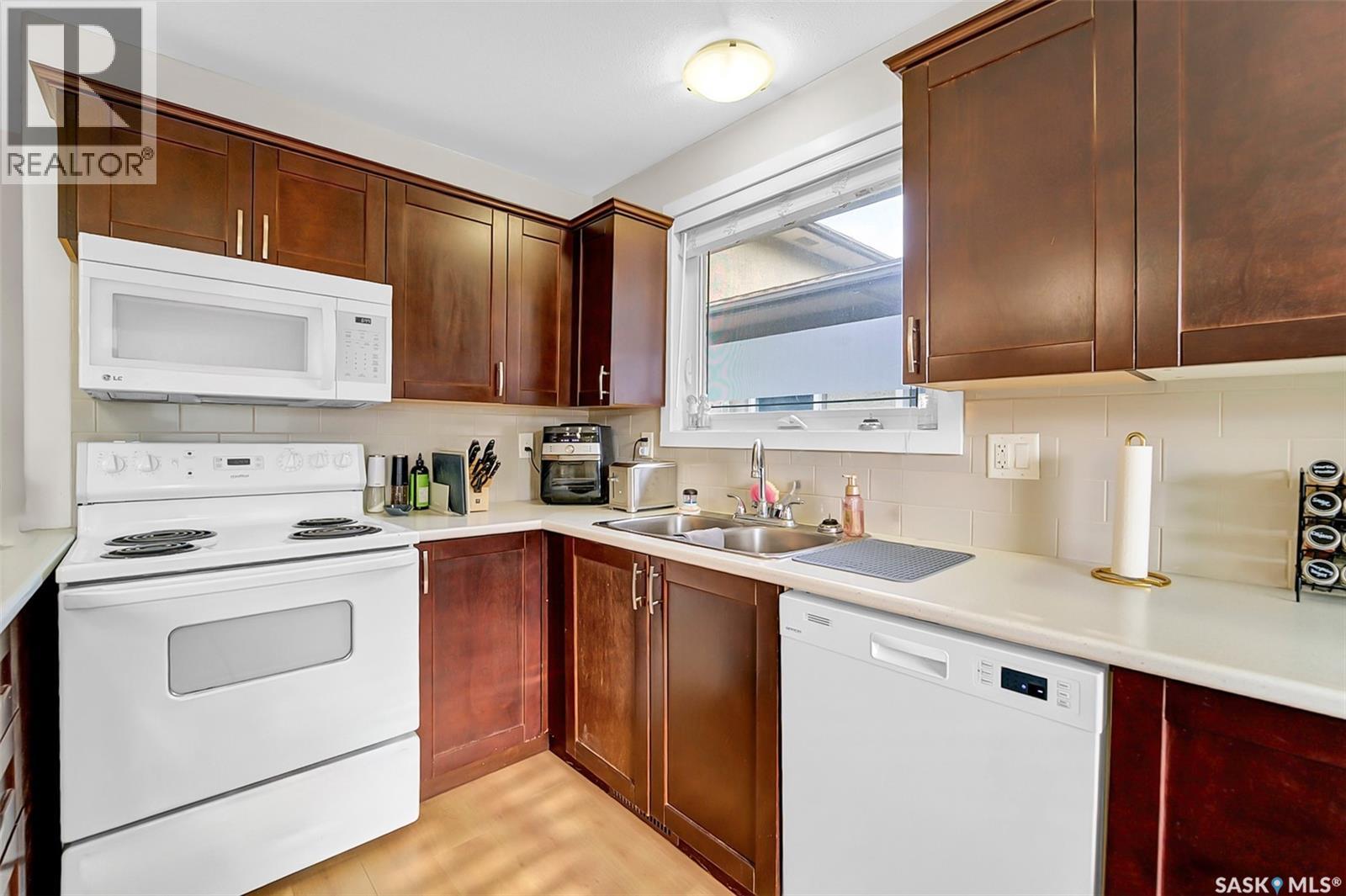 13 Carleton Drive, Saskatoon, Saskatchewan  S7H 3N7 - Photo 12 - SK043374