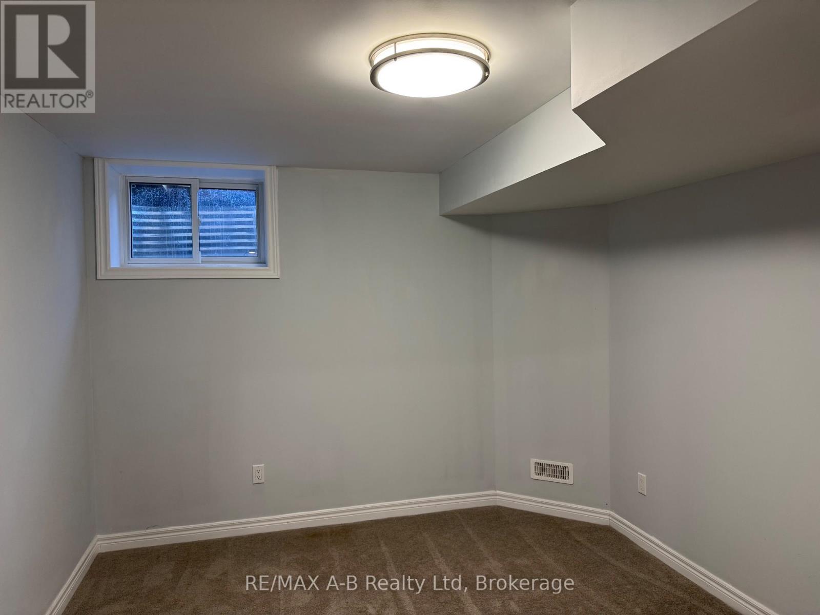 Lowe Unit - 1522 Caen Avenue, Woodstock, Ontario  N4T 0J8 - Photo 10 - X13600114