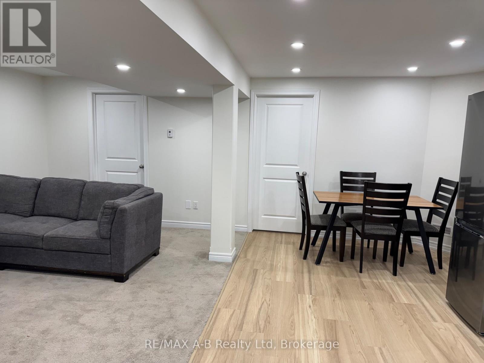 Lowe Unit - 1522 Caen Avenue, Woodstock, Ontario  N4T 0J8 - Photo 6 - X13600114