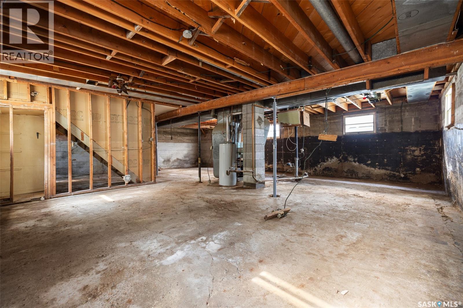 403 17th Avenue E, Regina, Saskatchewan  S4N 0Y4 - Photo 14 - SK043524