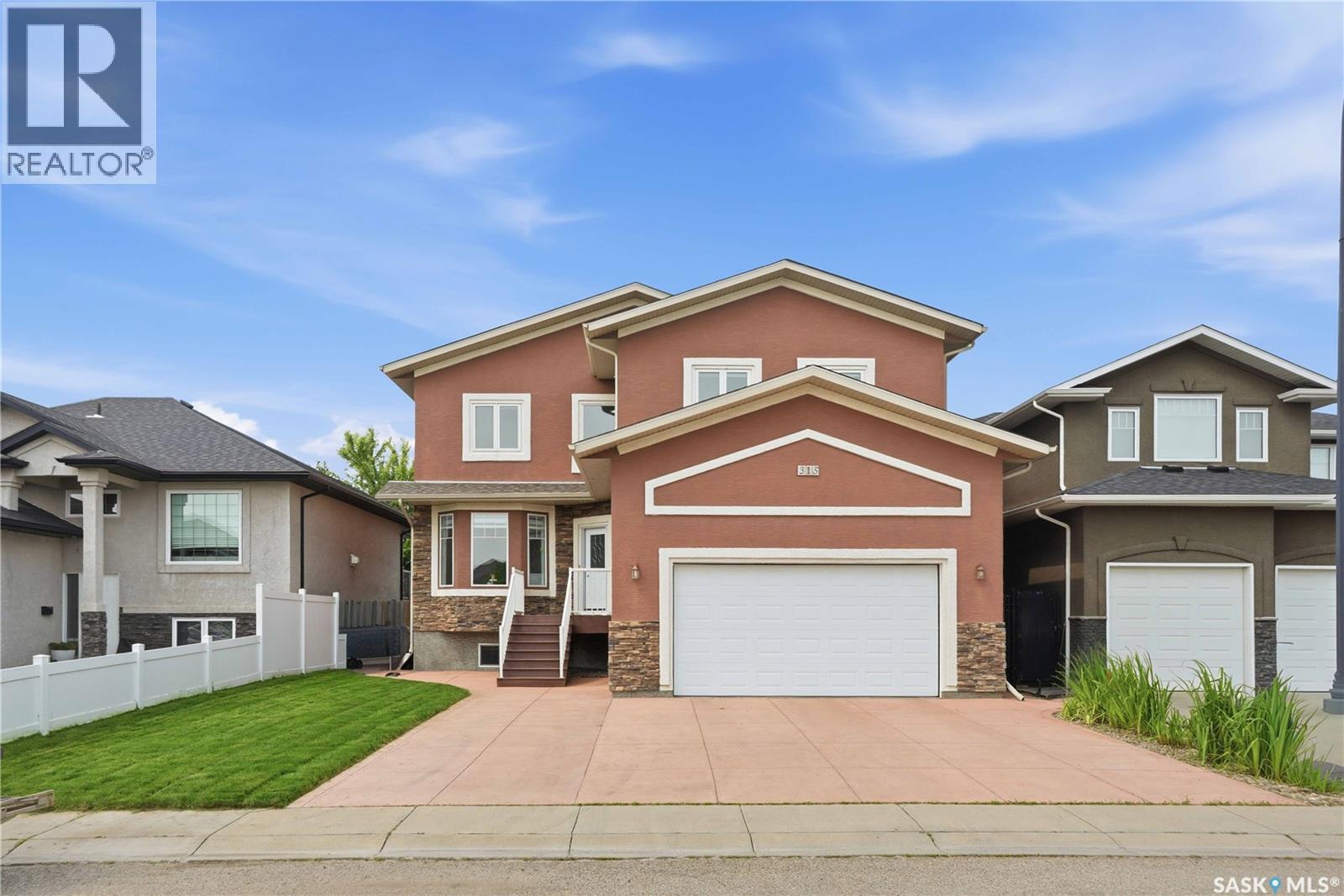 315 Waters Crescent, Saskatoon, Saskatchewan  S7W 0A5 - Photo 1 - SK043463