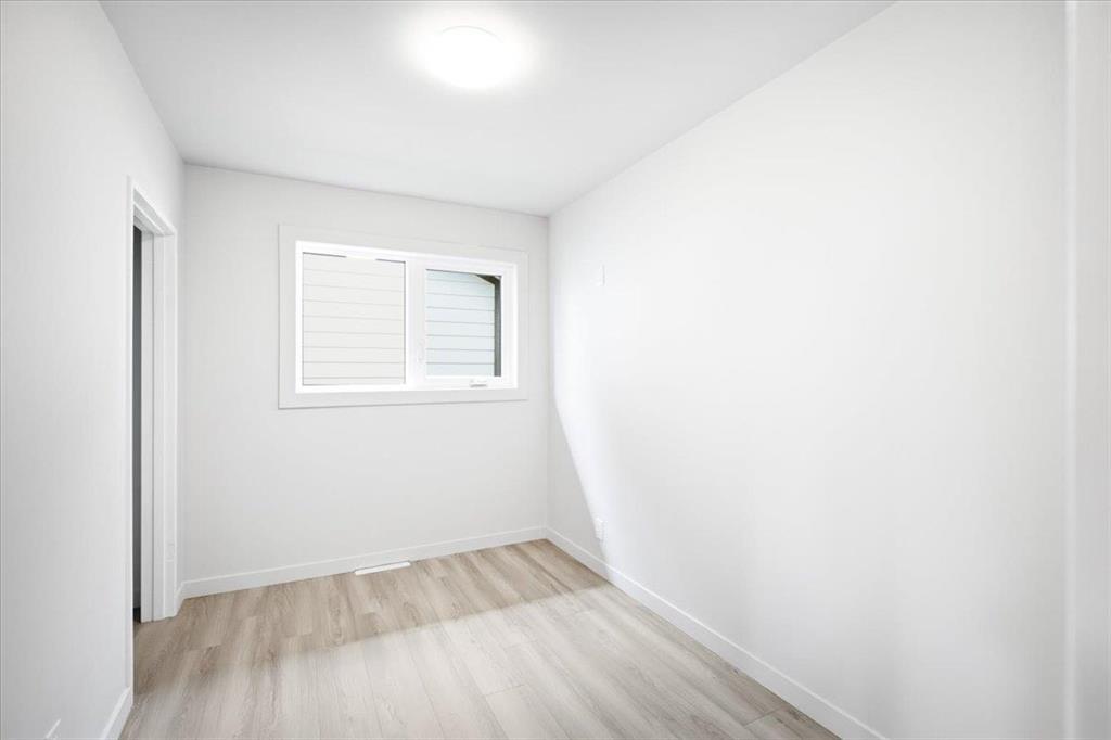 471 Summerlands Boulevard, Winnipeg, Manitoba R3K 1B2 - Photo 11 - 202618488